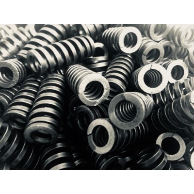         MOLLA A SEZIONE RETTANGOLARE PER PARASTRAPPI SMALLFRAME E LARGEFRAME
     